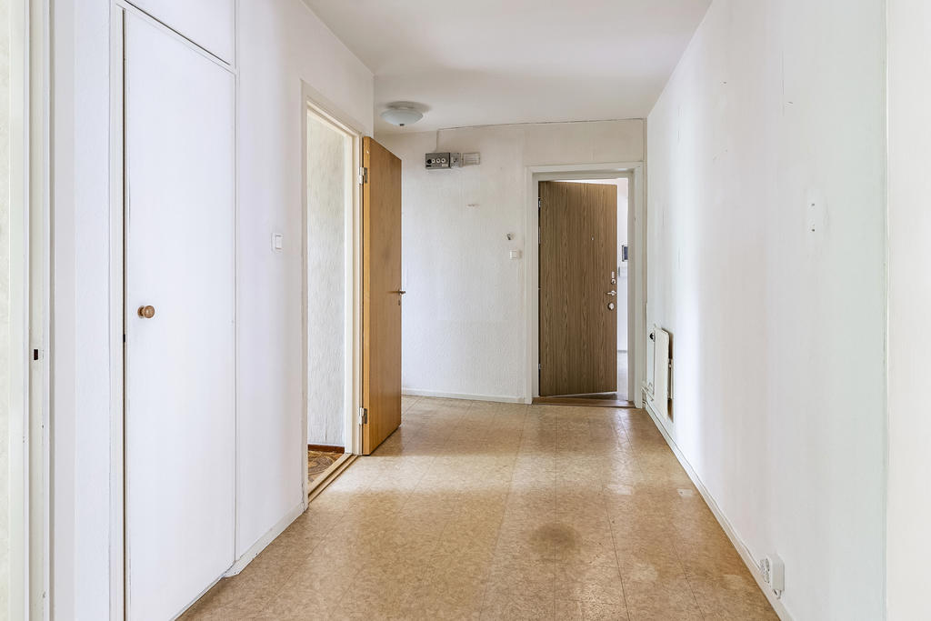 Hall med förvaring