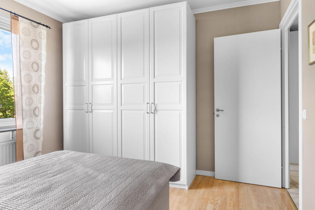 Garderober i master bedroom. 