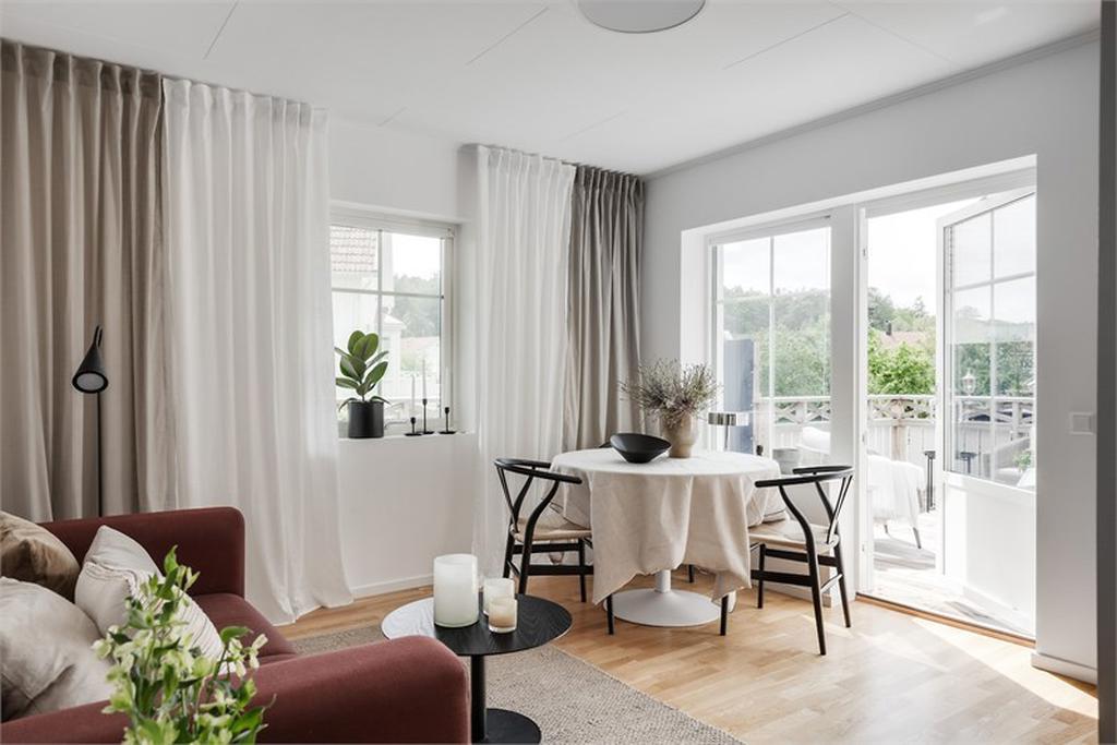 Välkommen in i "Gästis", lägenheten i nedre plan