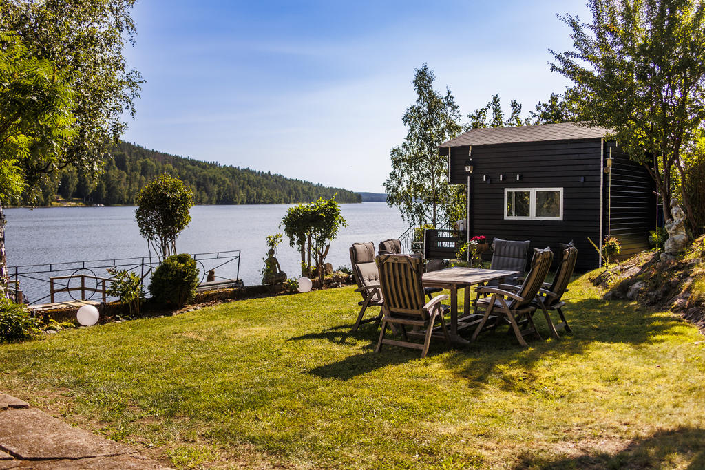 Mysig trädgård