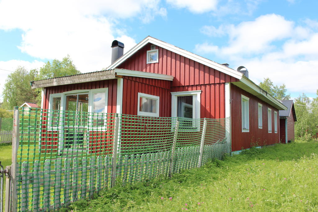 Bakgård