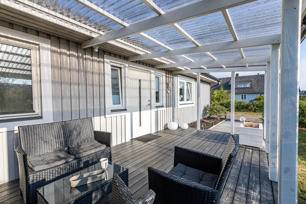 Majoriteten nya fönster, dörrar och nylagt tak med solceller