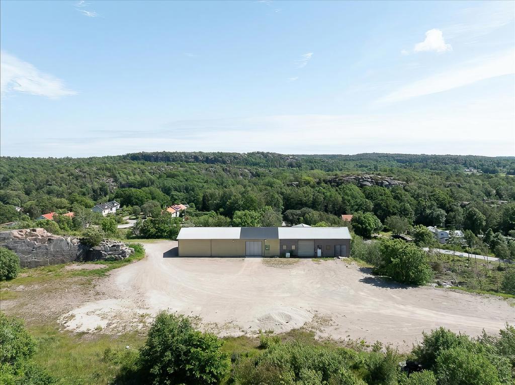 Krossvägen 12, Brastad, notera att lös egendom är bortredigerad
