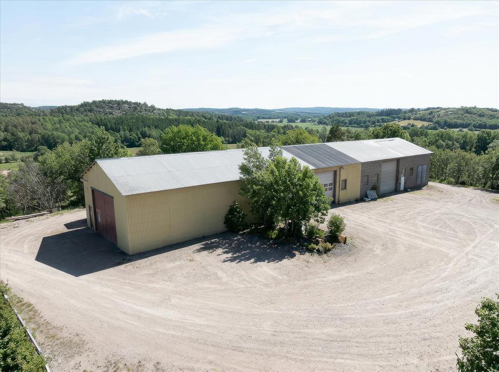 Krossvägen 12, Brastad, notera att lös egendom är bortredigerad