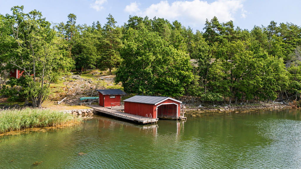 Servitut på båthus, sjöbod och bryggor