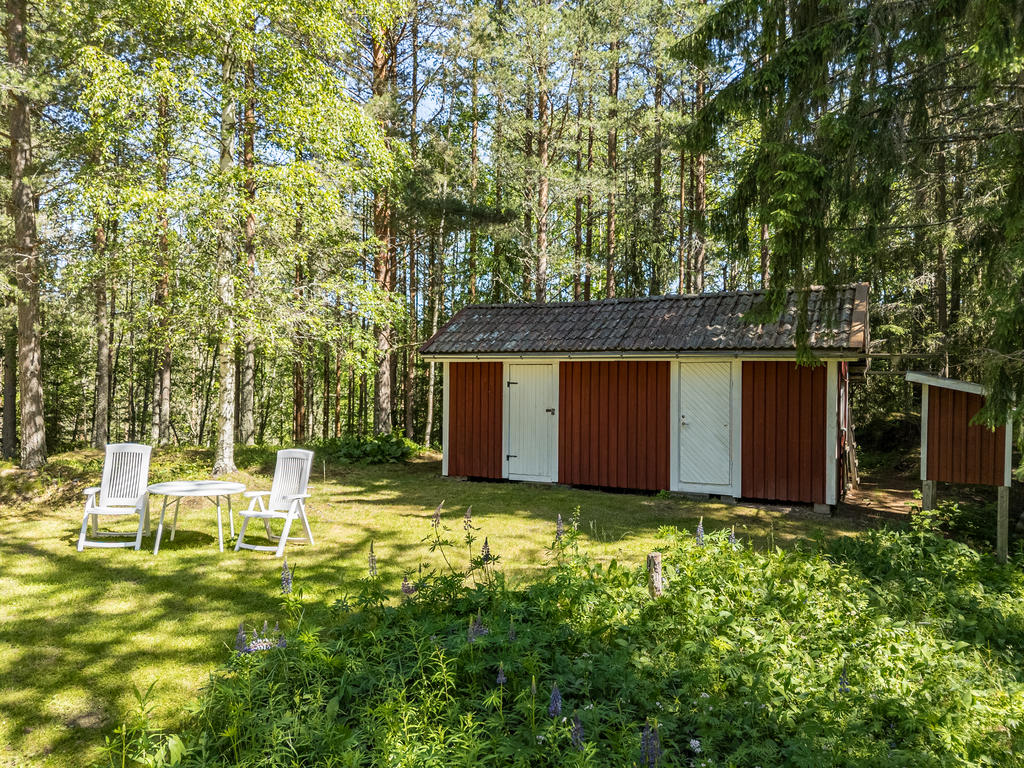 Förrådet där rummet till höger med fördel kan omvandlas till gästrum