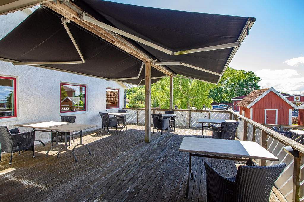 Den stora restaurangaltanen.