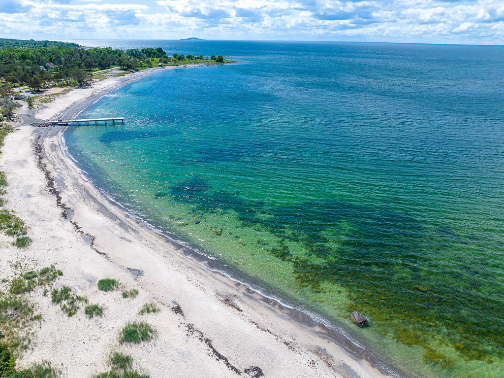 200 meter till sandstranden.