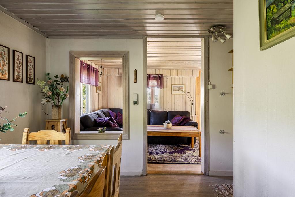 Matplats i anslutning till kök 