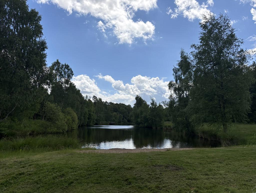Sjön 5 minuter bort