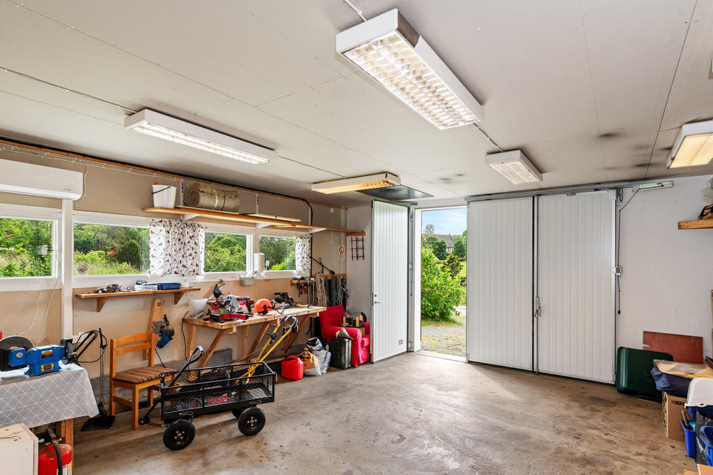 Interiör garage/verkstadshuset