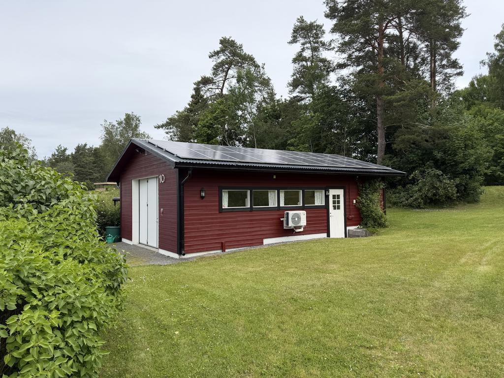 Garage/verkstad med solpaneler