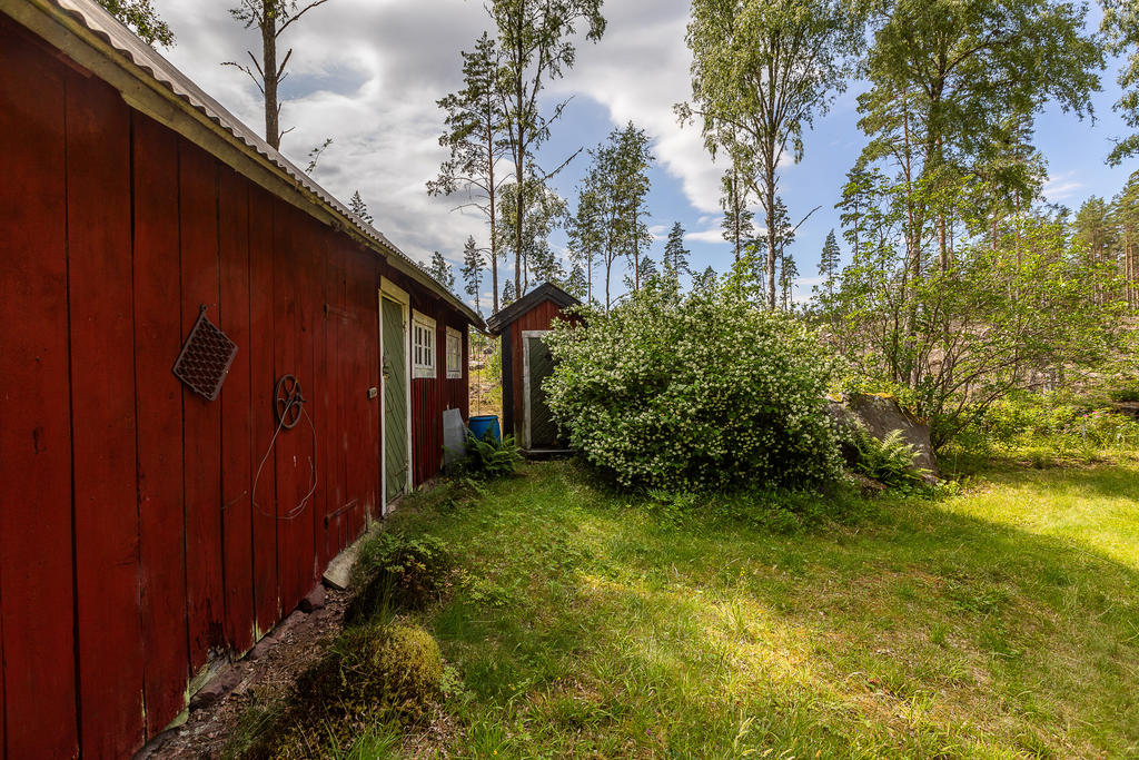 Utedass och ladugård