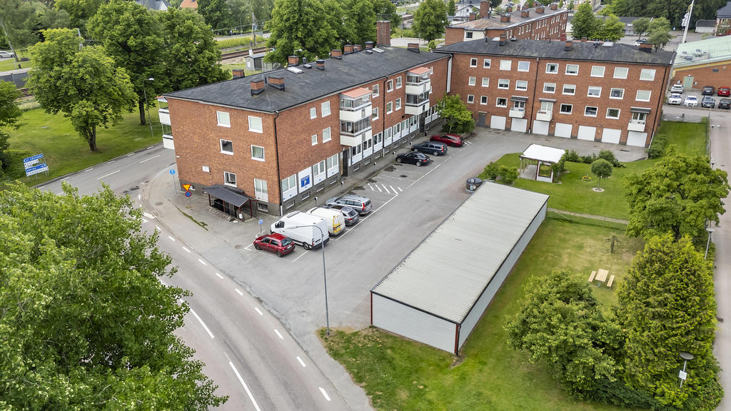 Innergård och parkeringar