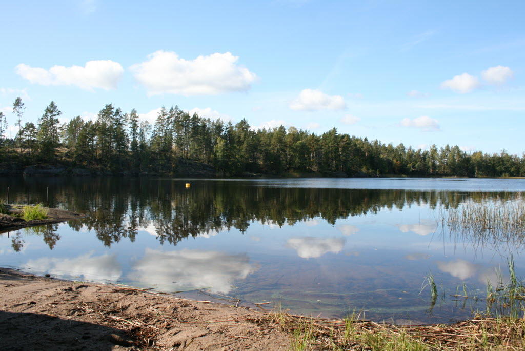 Badplats i närheten