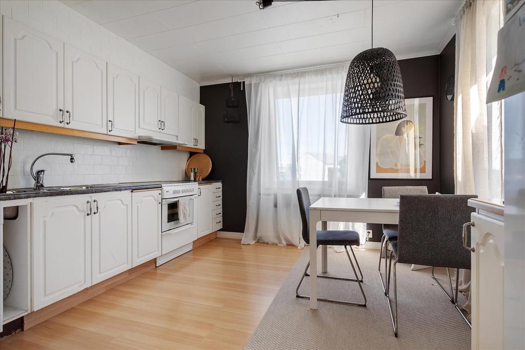 Kök med matplats 