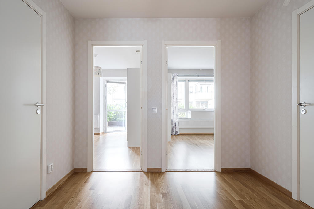 Inre hall med vy mot sovrummen