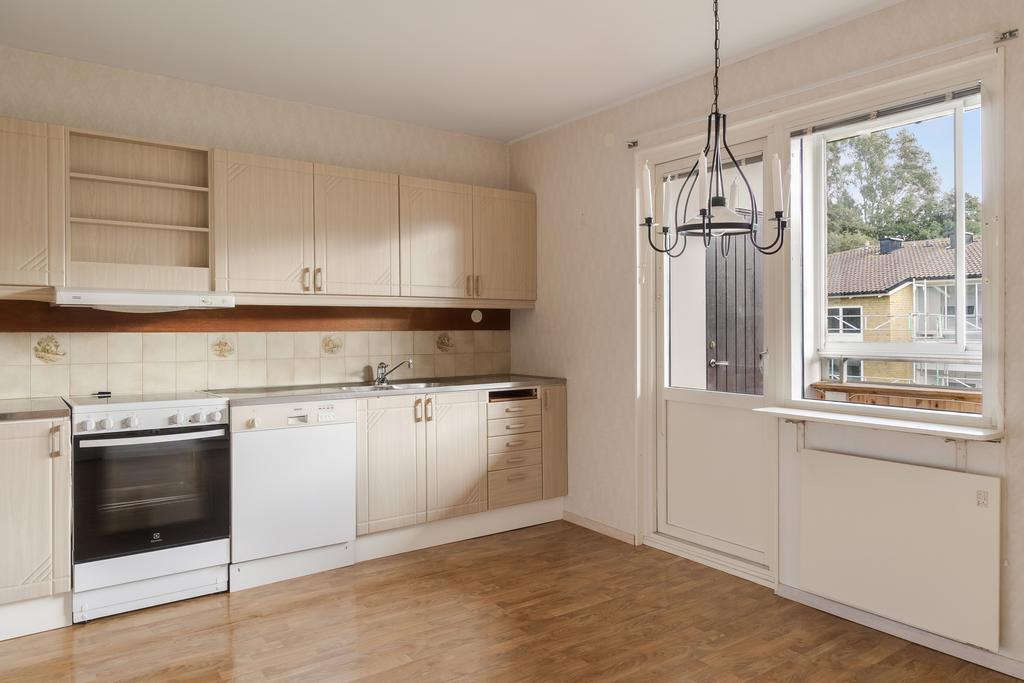 Plats för matbord vid fönstret