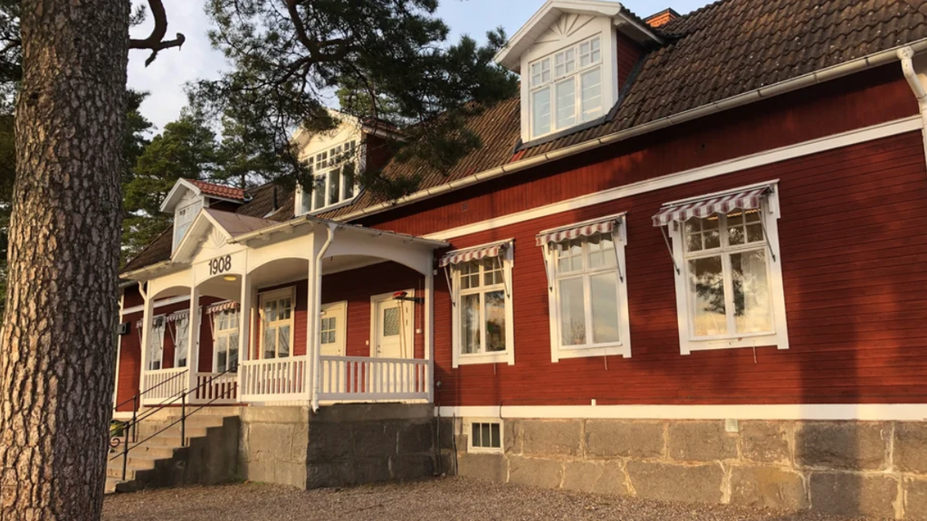 I Ljusfallshammar finns en F - 6 grundskola. "Trygghet och arbetsro
Ljusfalls friskola är en liten skola på landsbygden med små elevgrupper och hög personaltäthet."
Här finns även en friskola för förskolan.
Foto: Folkbladet