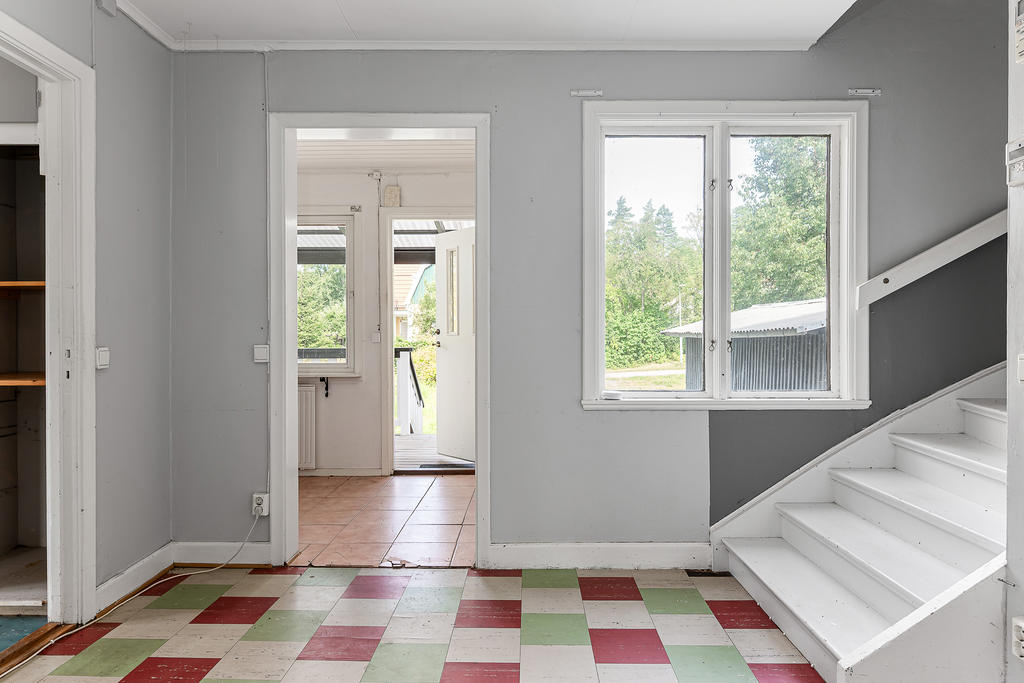 Inre hall mot entréhall
