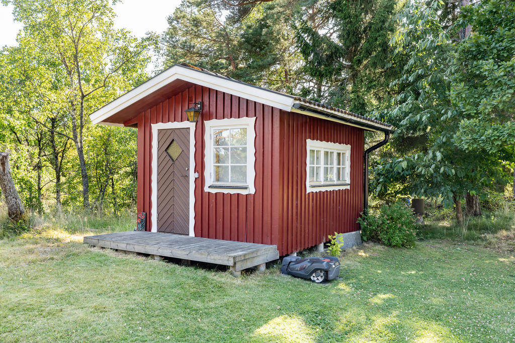 Trivsamt gästhus med flera sovplatser.