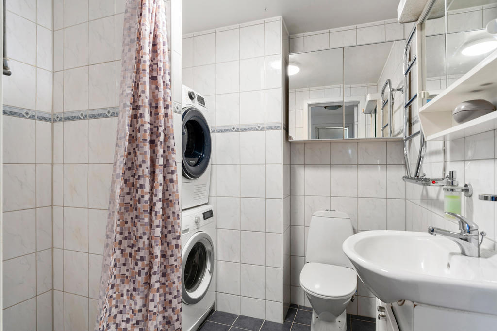 wc/dusch/tvätt, våning 1