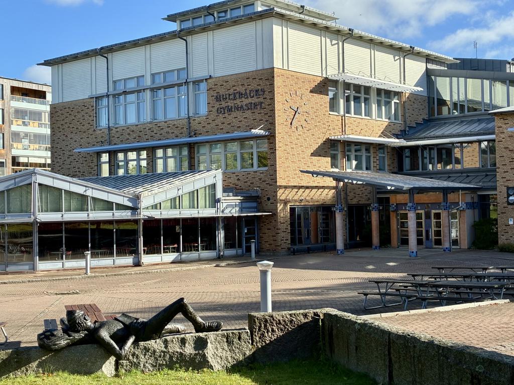 Hulebäcks gymnasiet i centrala Mölnlycke