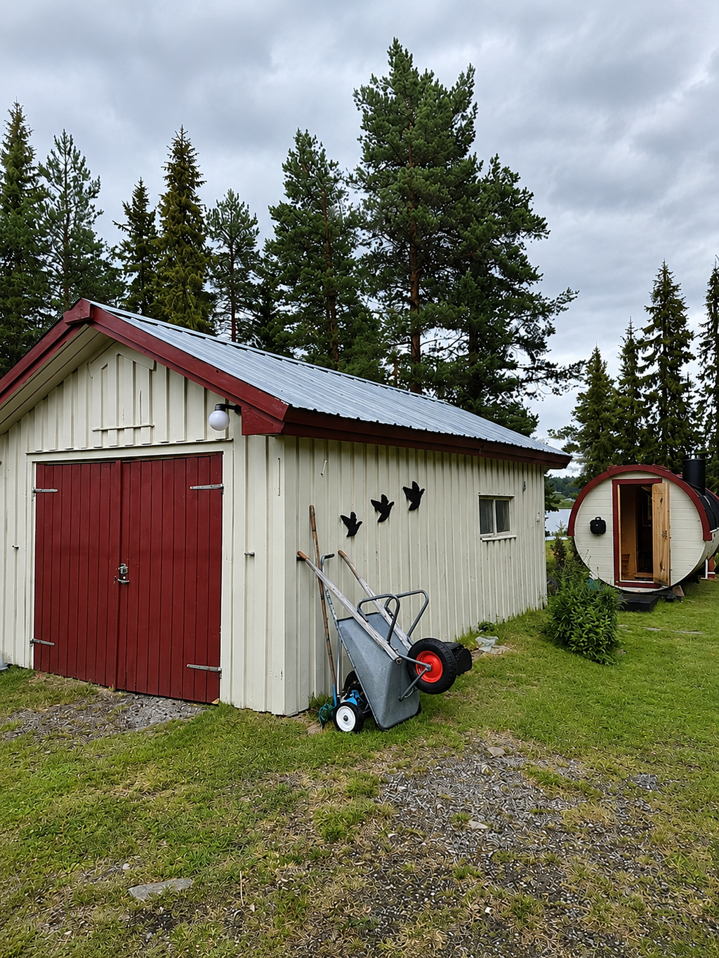 Garage & bastutunna