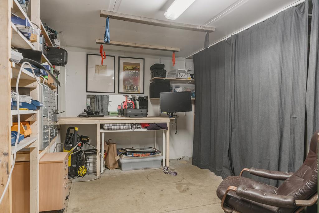 Kontorsdel i garaget