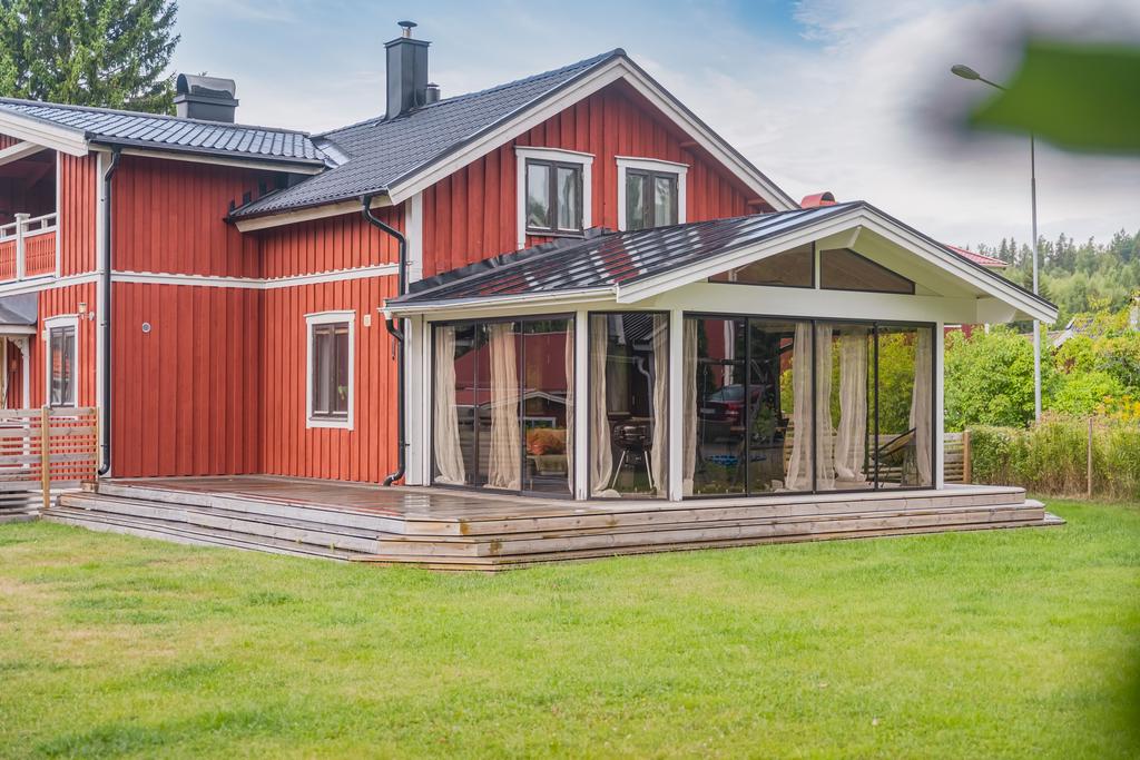 Inglasat uterum och altan