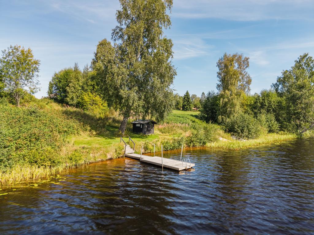 Nere vid älven