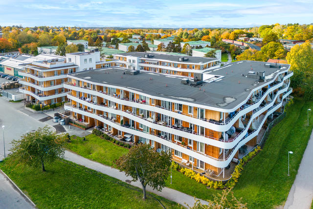 Lövkojsgränd 7, Hässelby Villastad
