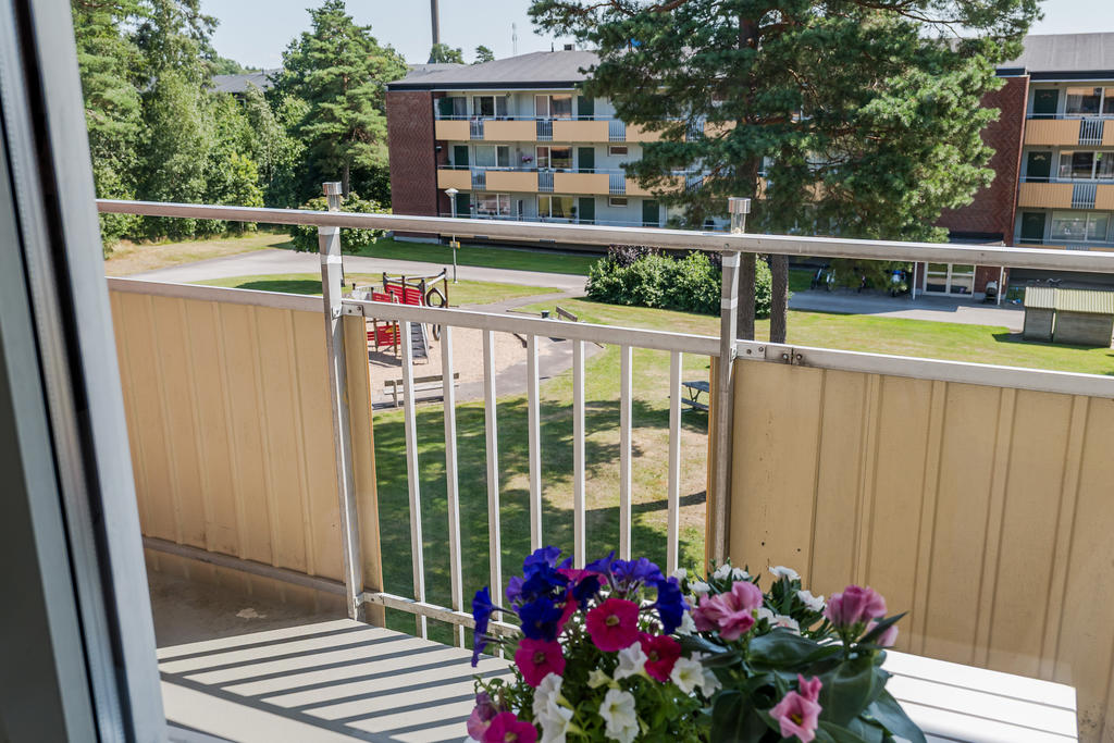 Utsikt mot innergård