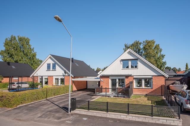 Toftvägen, Årby