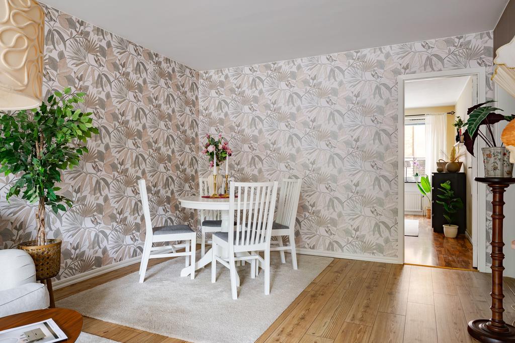 Matplats i vardagsrum