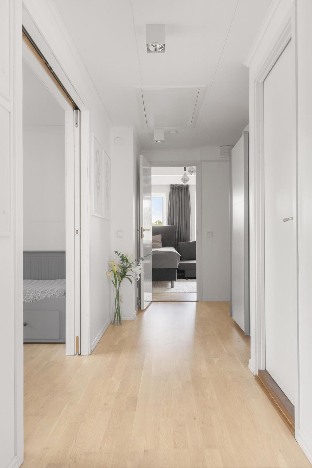 Hall övre plan