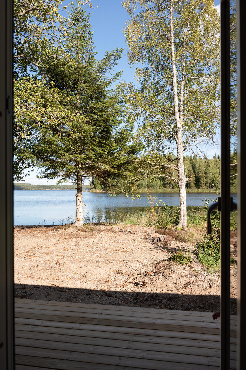 Altandörr med utsikt