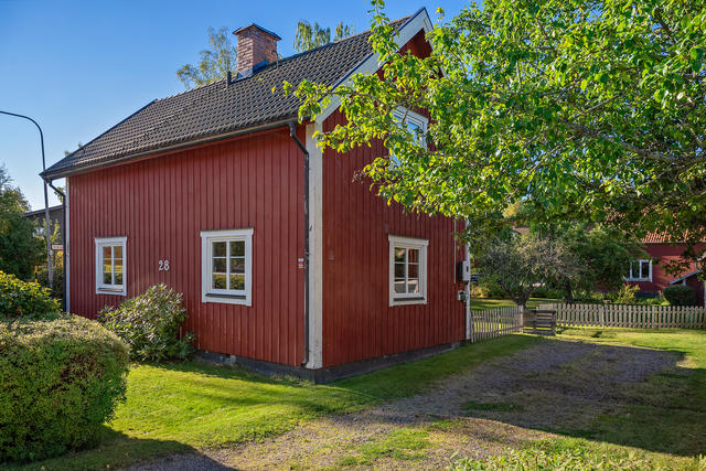 Nämnsbovägen