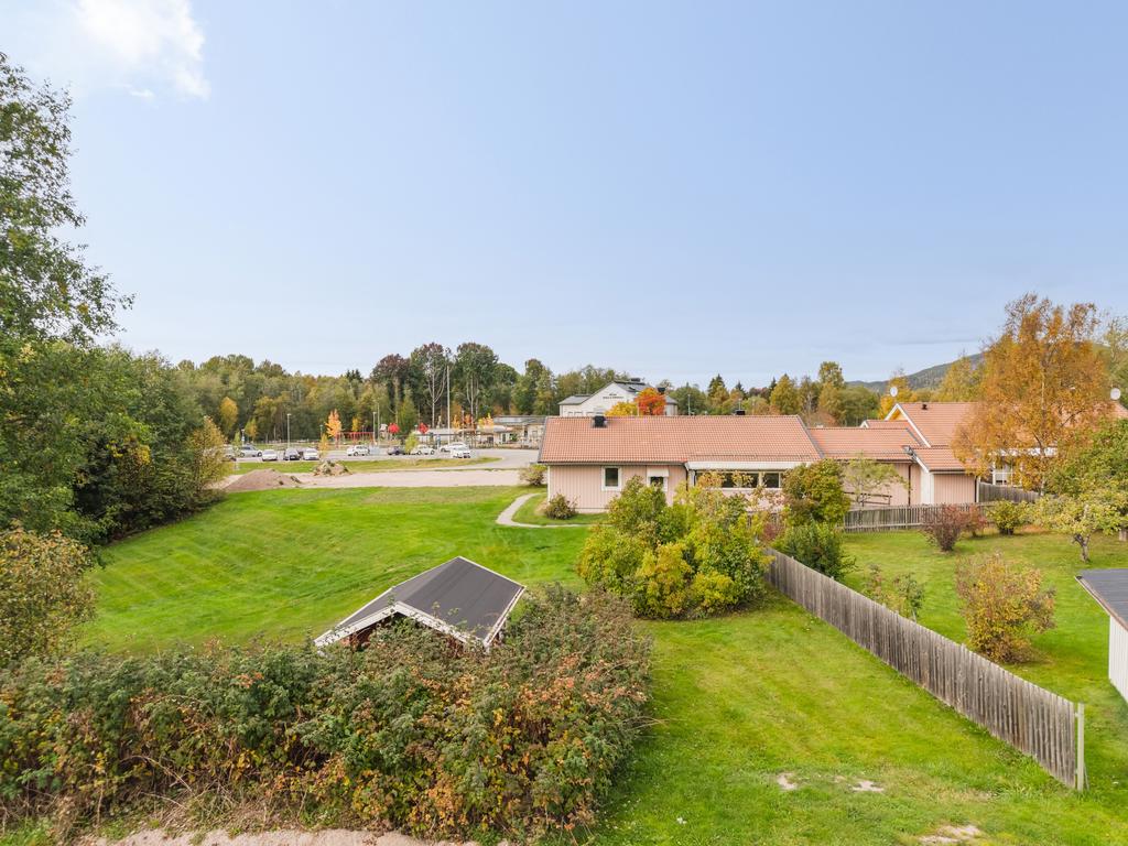 Stor trädgård