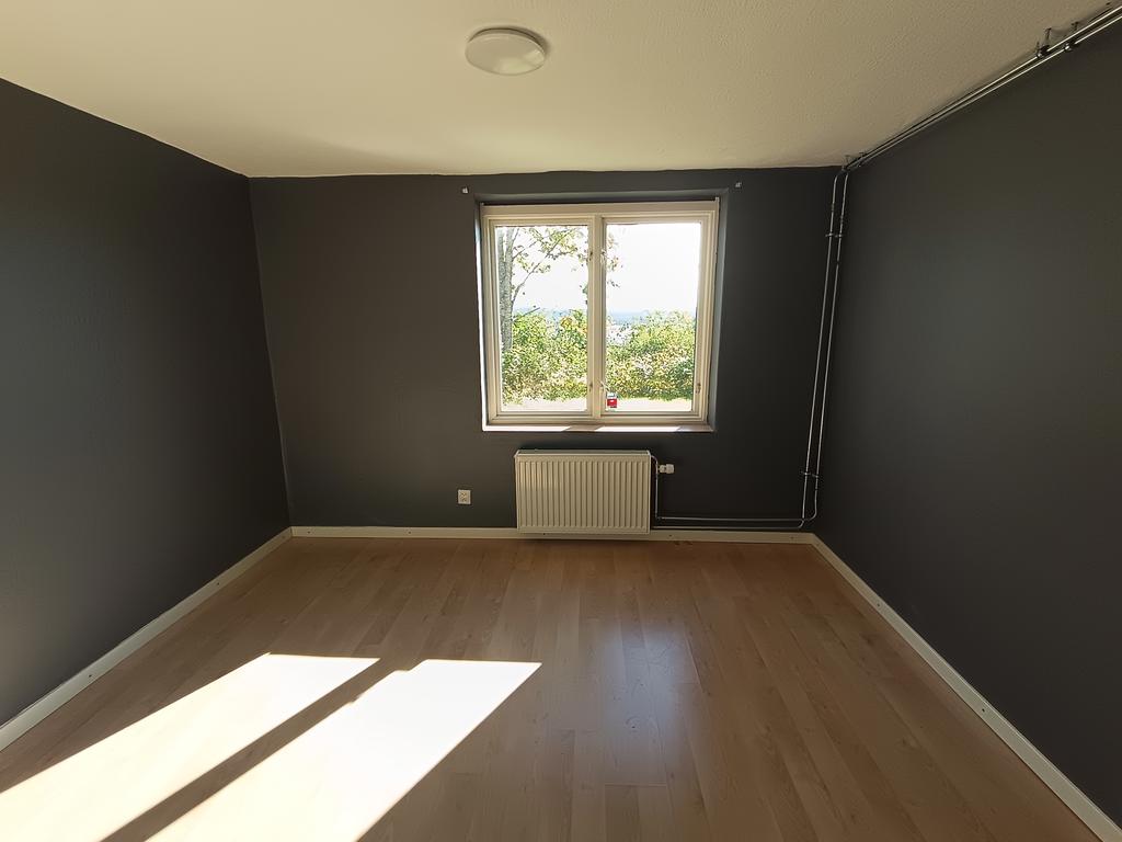 Sovrum 4-källarplan.