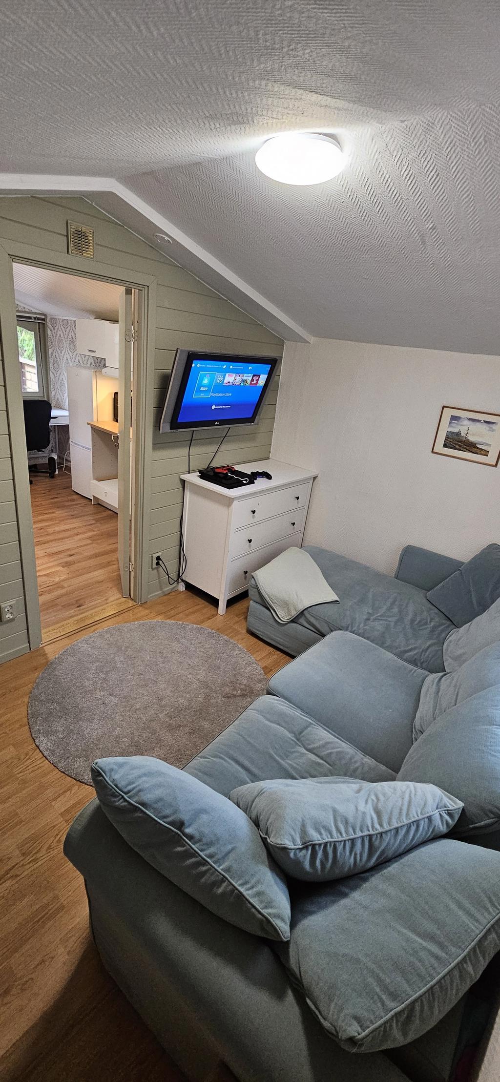 Interiör gästhus säljares bild