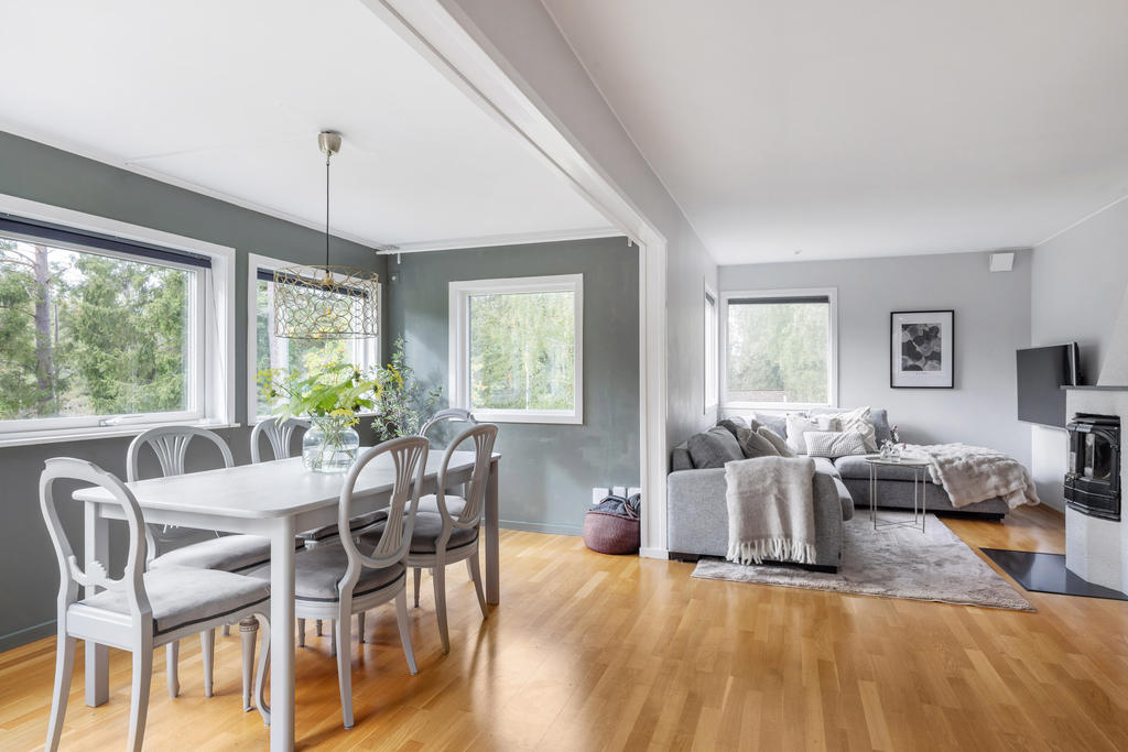 Matplats i burspråk