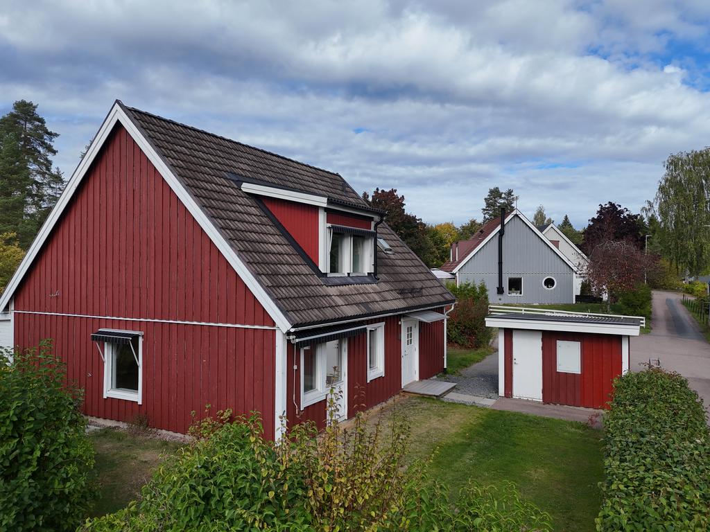 Villa med förråd