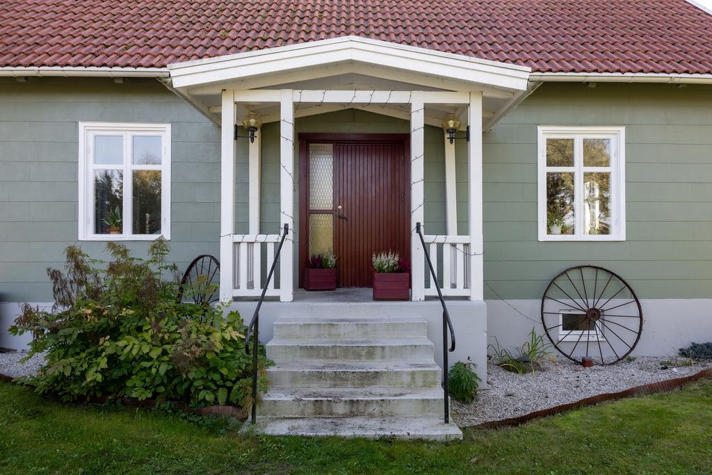 Entré vid bostadshus