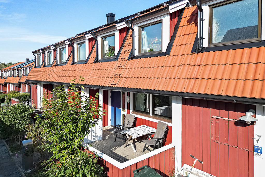 Uteplats vid entrén