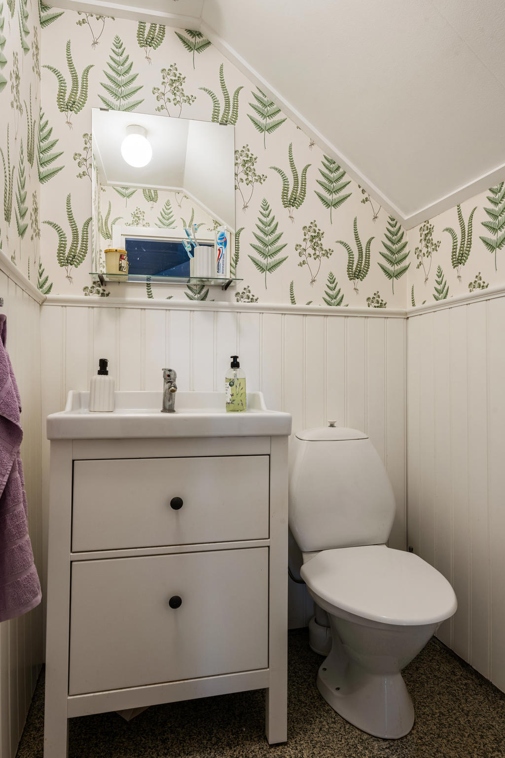 WC på övervåningen
