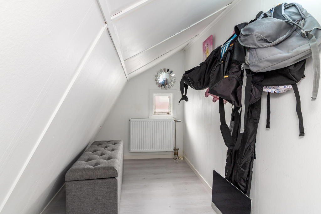 Isolerad och uppvärmd kattvind