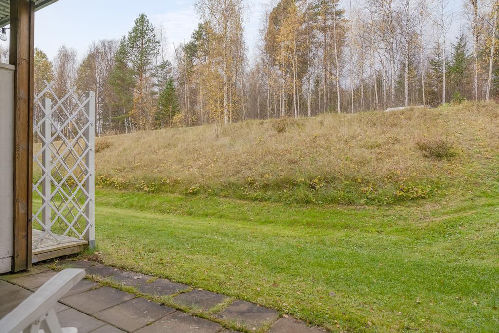 Från uteplatsen