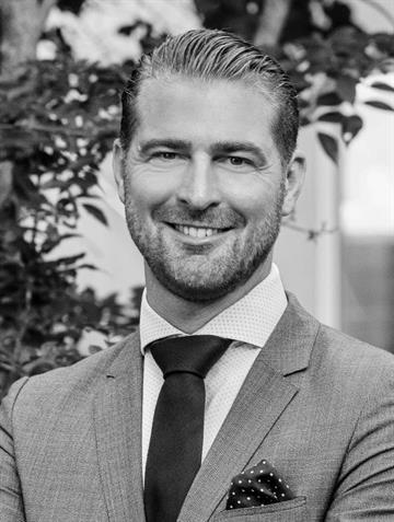 Jonas Ackelman, Mäklare Svensk Fastighetsförmedling