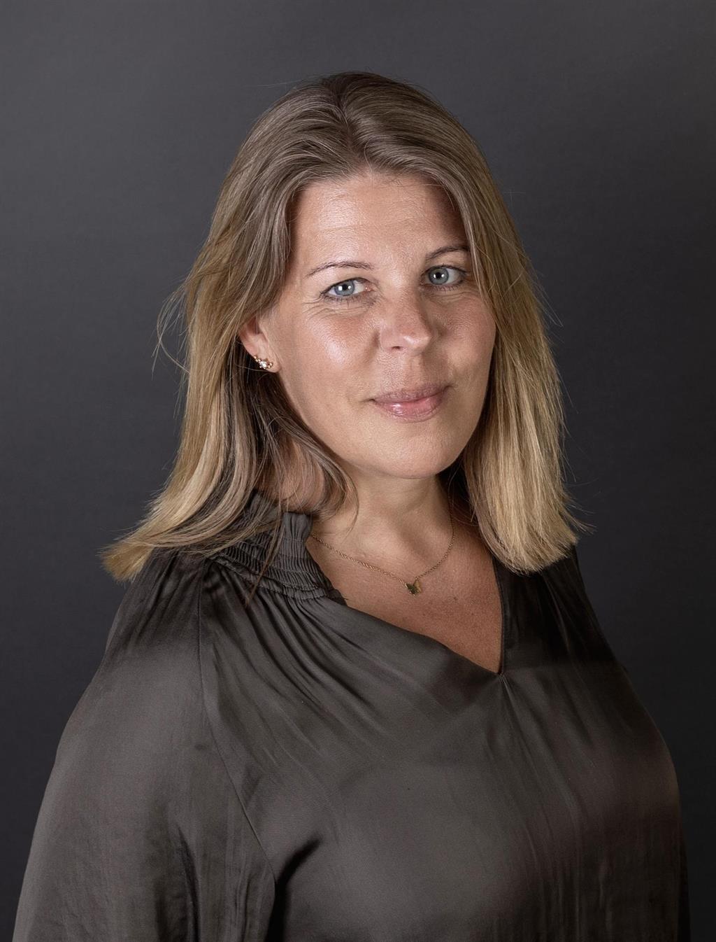 Victoria Håkansson, Mäklare Svensk Fastighetsförmedling